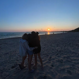 Meet your Posher, Madeleine